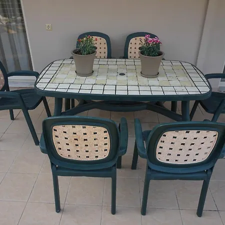 Apartment Epivates Family *