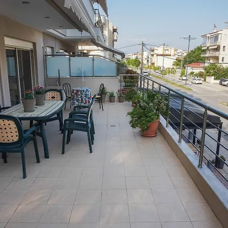 Epivates Family Apartmán Néoi Epivátai